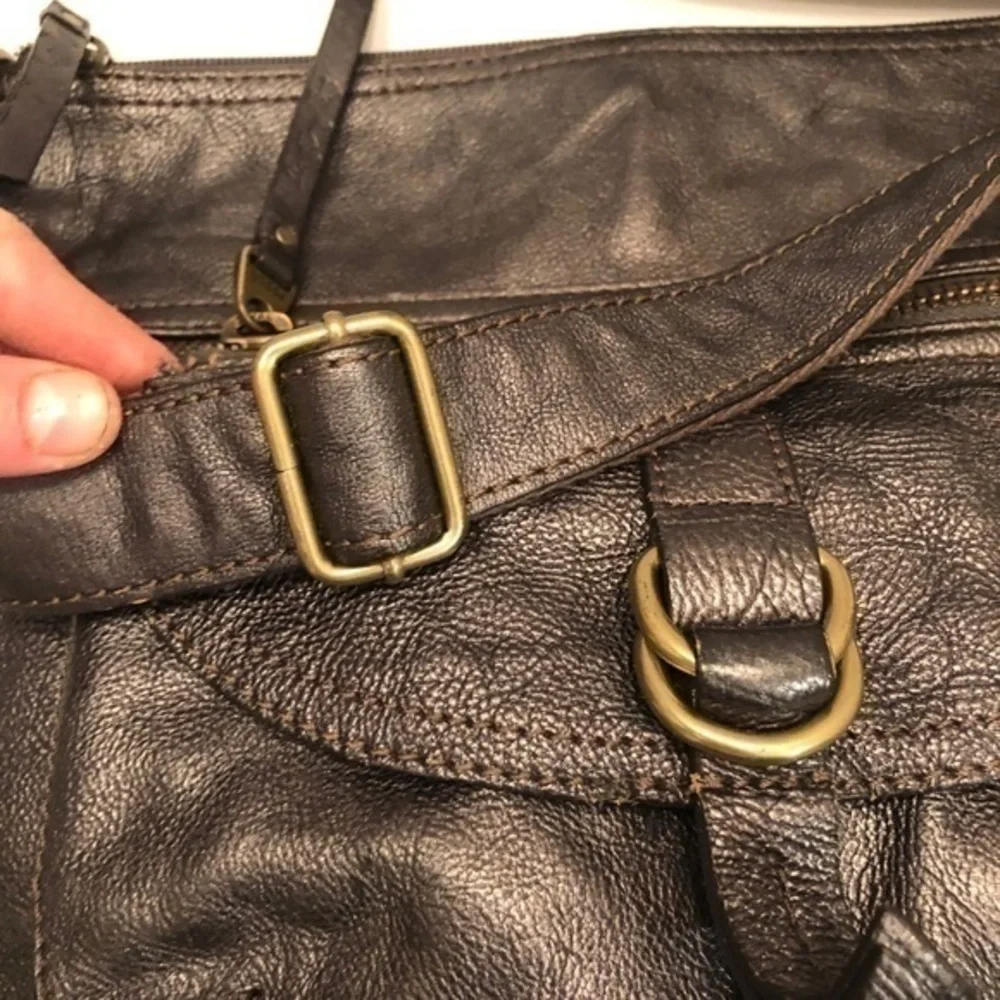 Fossil dark silver messenger bag